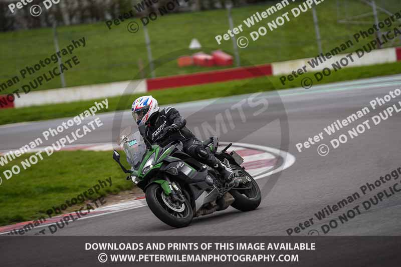 donington no limits trackday;donington park photographs;donington trackday photographs;no limits trackdays;peter wileman photography;trackday digital images;trackday photos